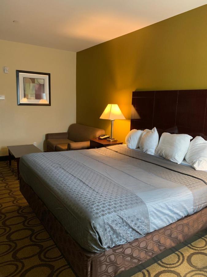 Rodeway Inn & Suites Winnfield Экстерьер фото